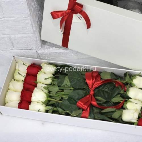 29 голландских роз в коробке  
